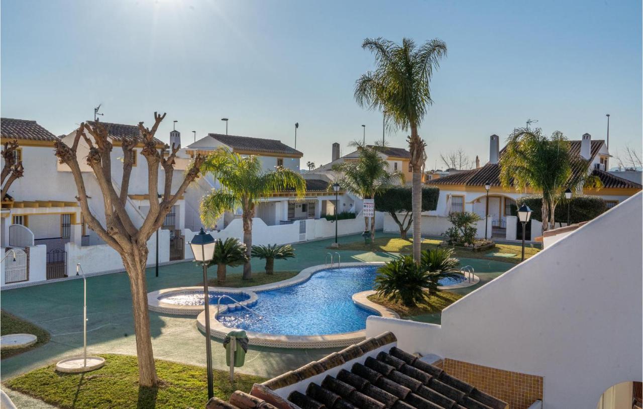 4 Bedroom Cozy Home In Pilar De La Horadada Dış mekan fotoğraf
