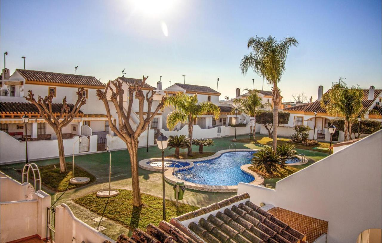 4 Bedroom Cozy Home In Pilar De La Horadada Dış mekan fotoğraf